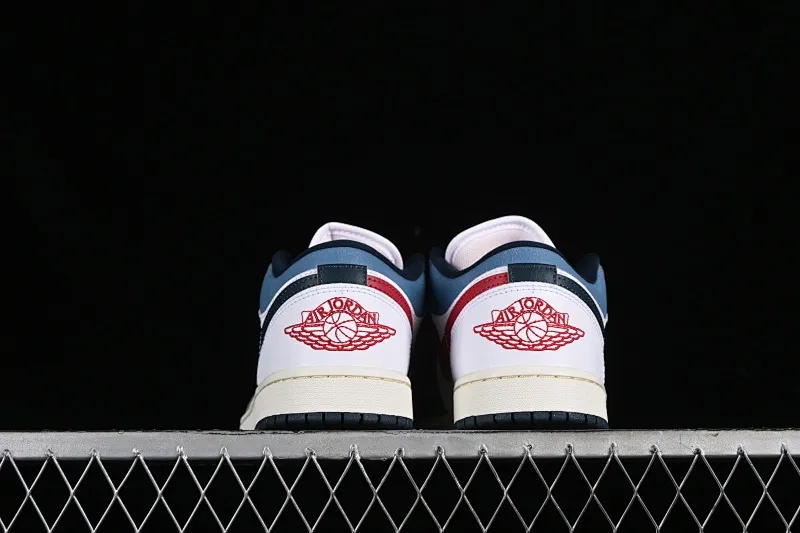 All categories Air Jordan Jordan series basketball shoes Air Jordan 1 Low G version pure original Air Jordan 1 Low AJ1 Joe 1 low-top cultural and leisure sports sneakers HM3711-144